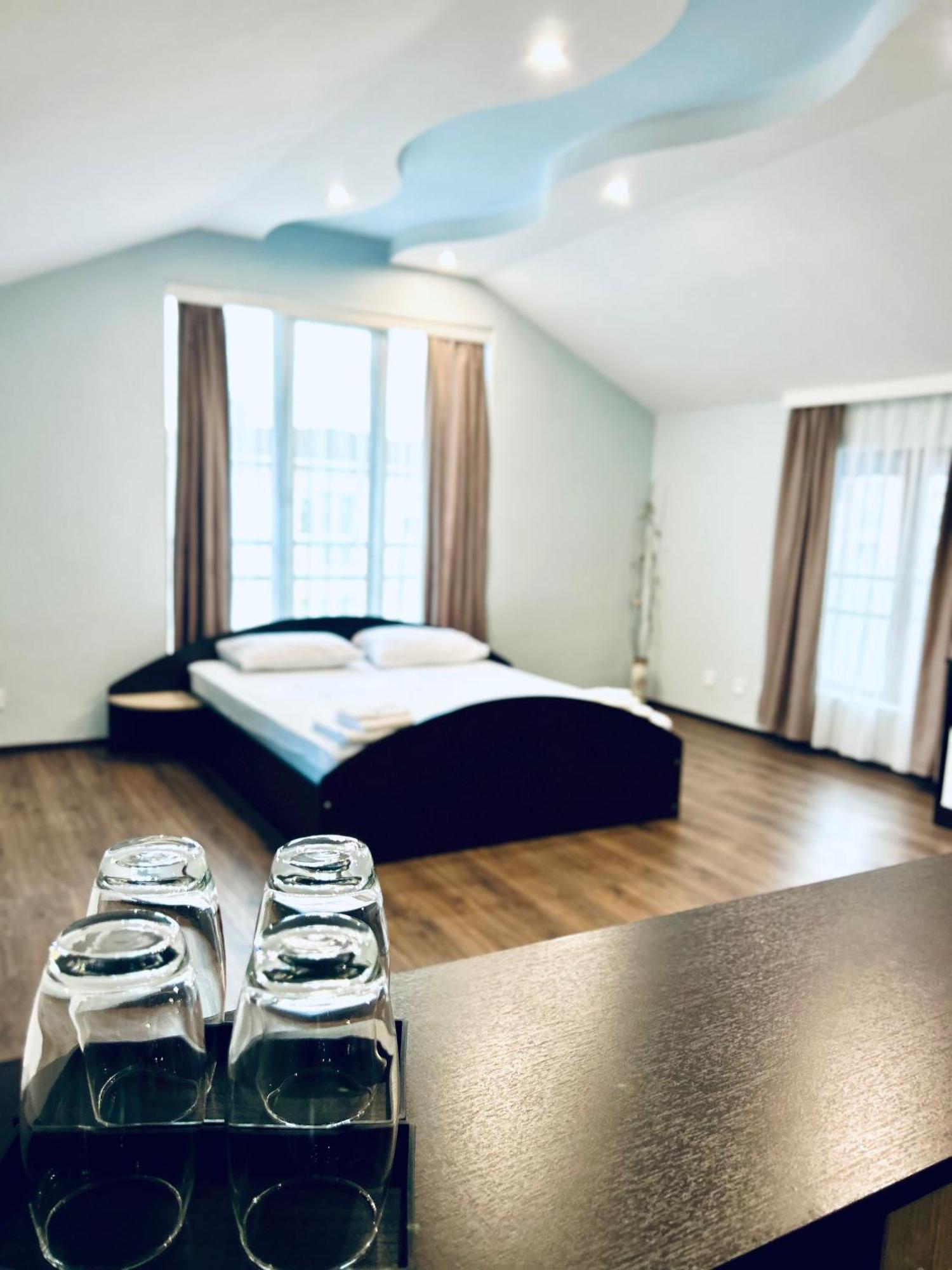 Meatsa Hotel Kŭrdzhali エクステリア 写真