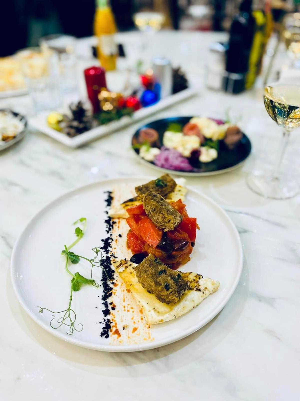 Meatsa Hotel Kŭrdzhali エクステリア 写真