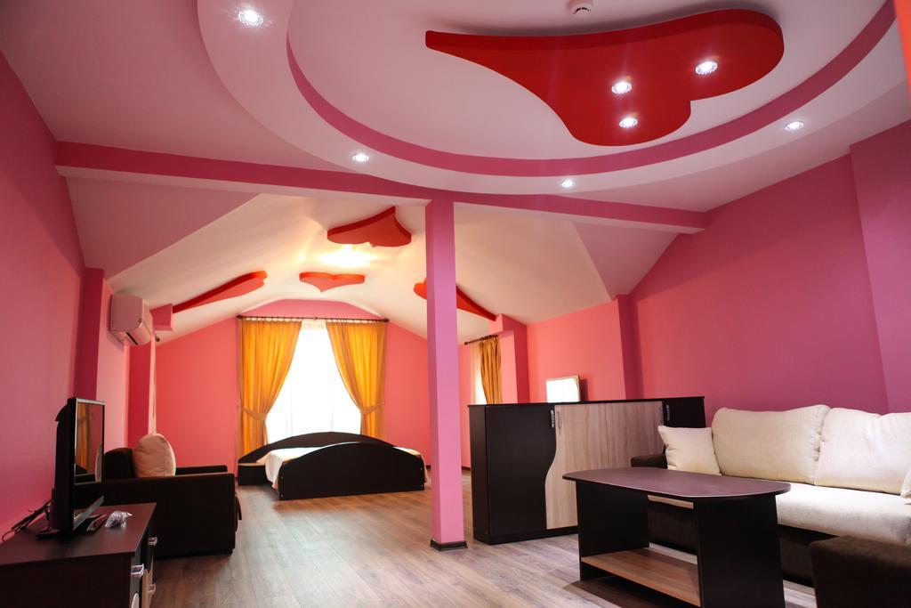 Meatsa Hotel Kŭrdzhali エクステリア 写真