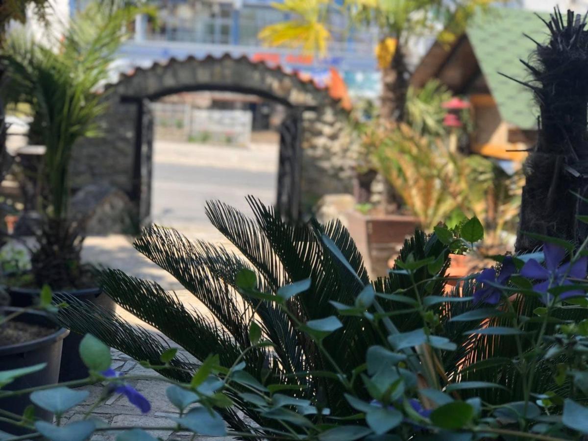 Meatsa Hotel Kŭrdzhali エクステリア 写真